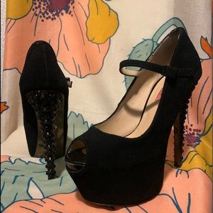 Betsey Johnson Belll platform heels black suede leather womens size 8